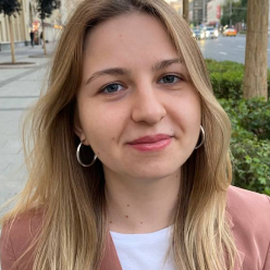 Юлия Стукалова