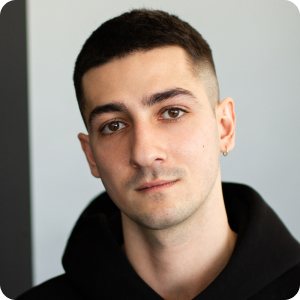 Антон Колесников